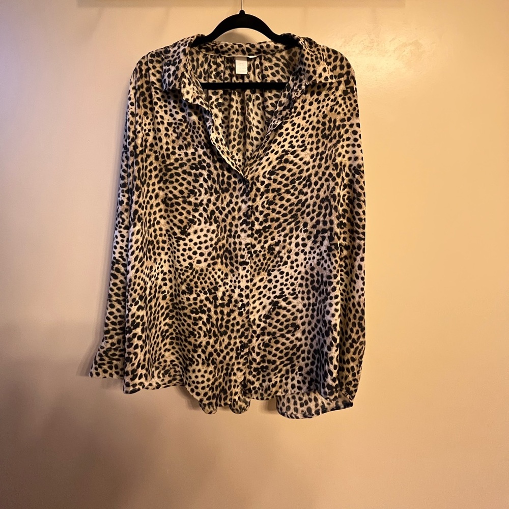 Cheetah collar blouse